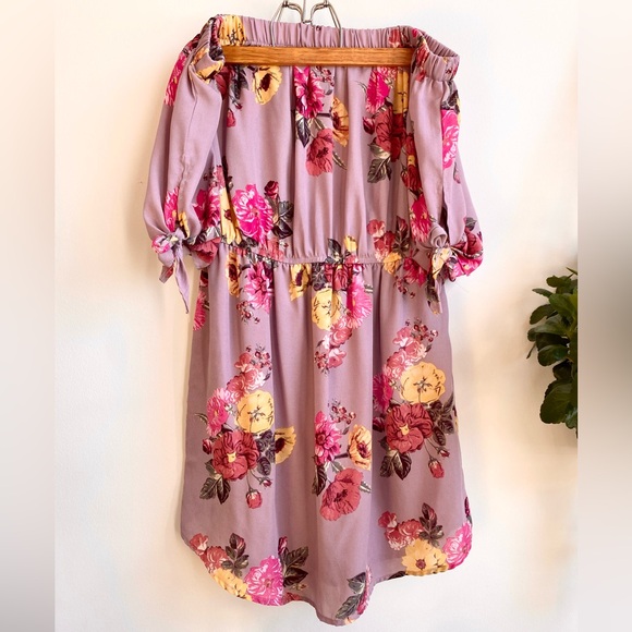 Floral Off-Shoulder Dress - Picture 2 of 6